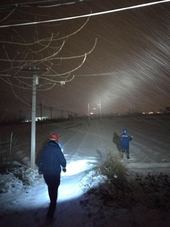 三原分公司雪夜巡線忙