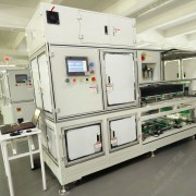 電池加解拘束機