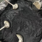 專業回收鎳鈷錳三分黑粉523.811.622系列
